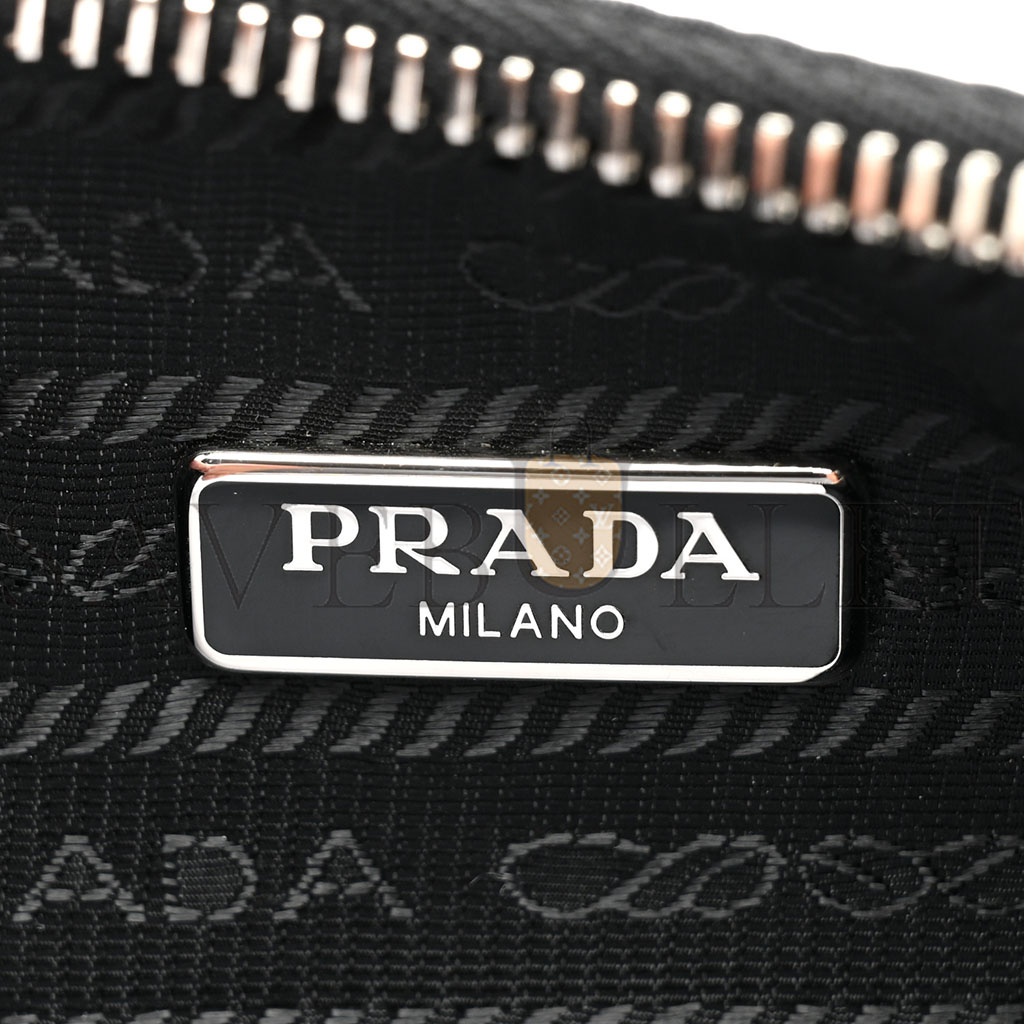 PRADA NYLON RE-EDITION 2005 SHOULDER BAG BLACK (22*16*6cm)