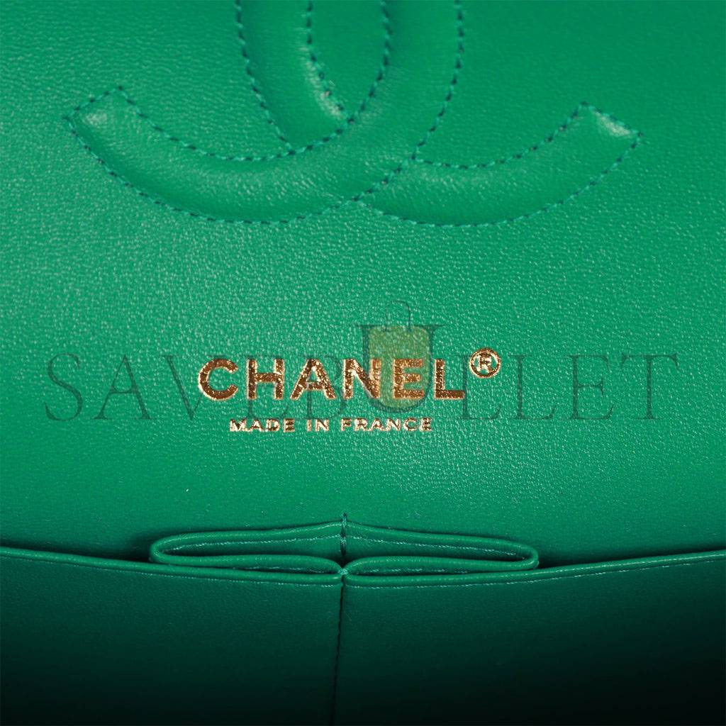 CHANEL MEDIUM CLASSIC DOUBLE FLAP BAG GREEN IRIDESCENT LAMBSKIN LIGHT GOLD HARDWARE (25*15*7cm)