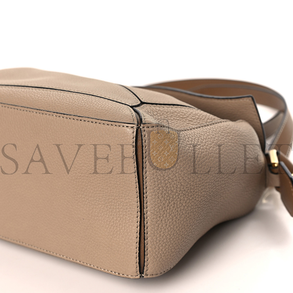 LOEWE GRAINED CALFSKIN SMALL PUZZLE BAG SAND MINK (24*16.5*10.5cm)