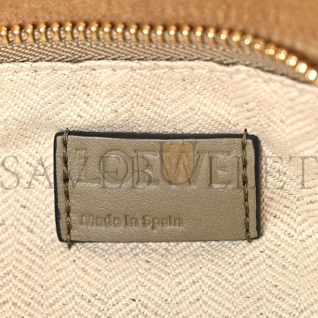 LOEWE CALFSKIN SMALL PUZZLE EDGE BAG LAUREL GREEN LIGHT OAT (24*19*10cm)